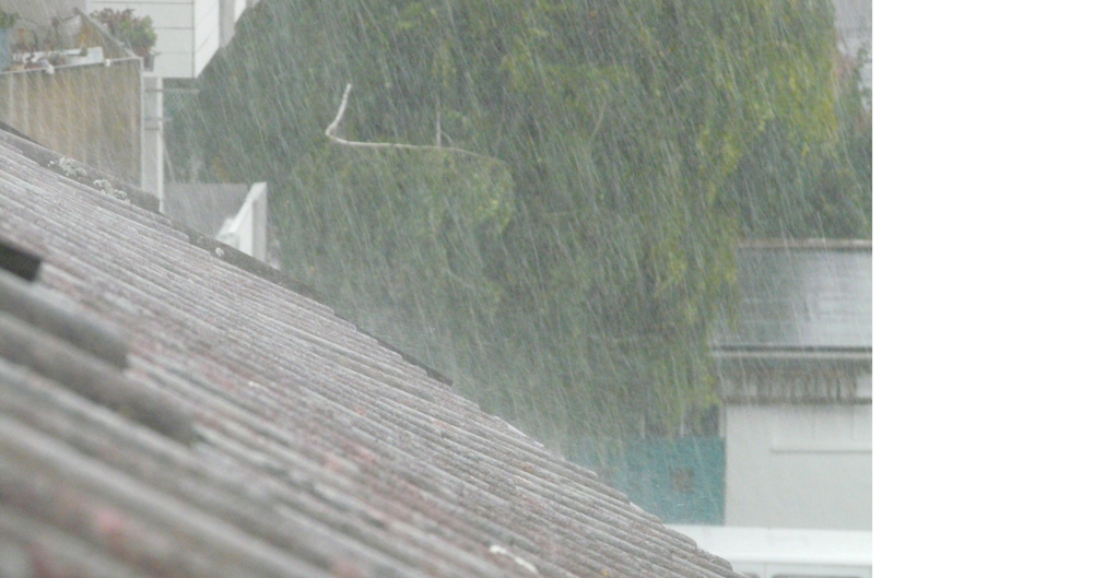 梅雨前に屋根や外壁の雨漏り対策を点検ポイントや応急処置