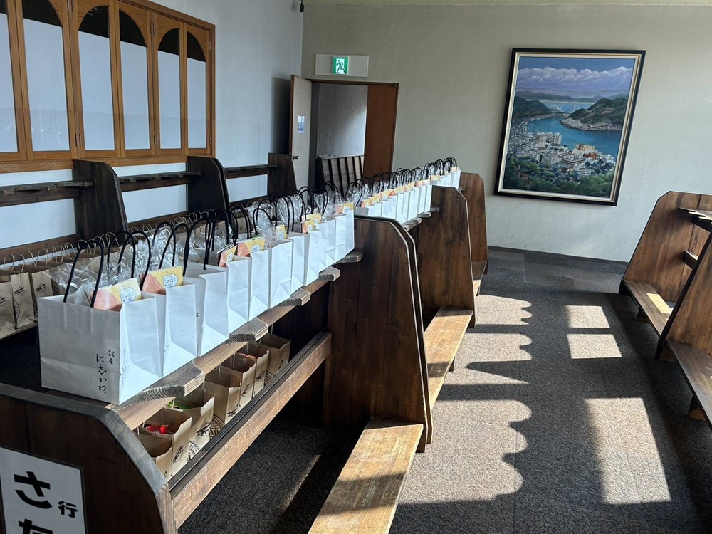 銀座に志かわ広島福山店配達ゴルフ⑤