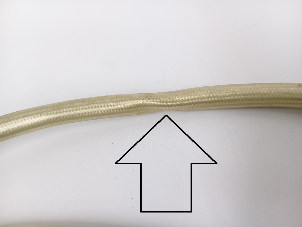 広島ガス住設(株)画像変形したガスコードガスホース