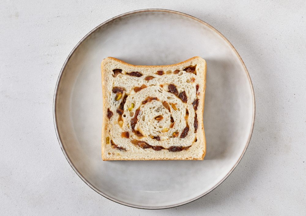 福山市パン屋銀座に志かわ贅沢果実食パン④