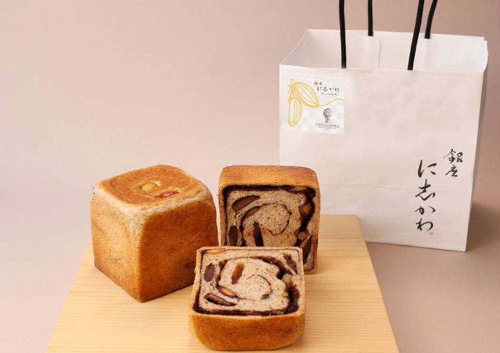 福山市パン屋テオブロマ監修贅沢カカオ食パン