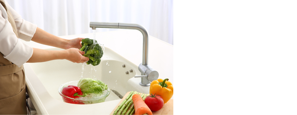 広島ガス住設(株)画像キッチン野菜洗い