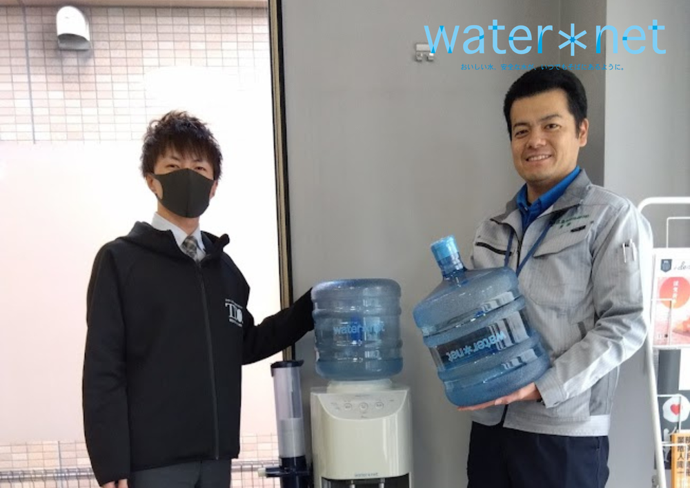 【福山市】ウォーターサーバー設置により、お客様のお飲み物をお出しする際に活躍しますとのお声