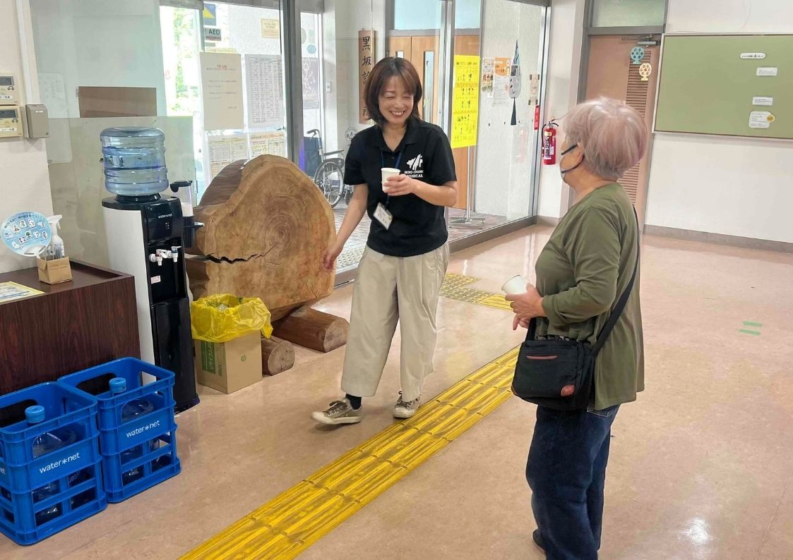 【日野町】役場・図書館・公民館にウォーターサーバーを設置|熱中症対策・防災にも活用⑯公民館 館長 町民との会話